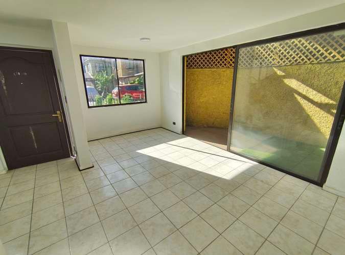 ACOGEDORA CASA EN SAN BERNARDO PEQUEÑO CONDOMINIO