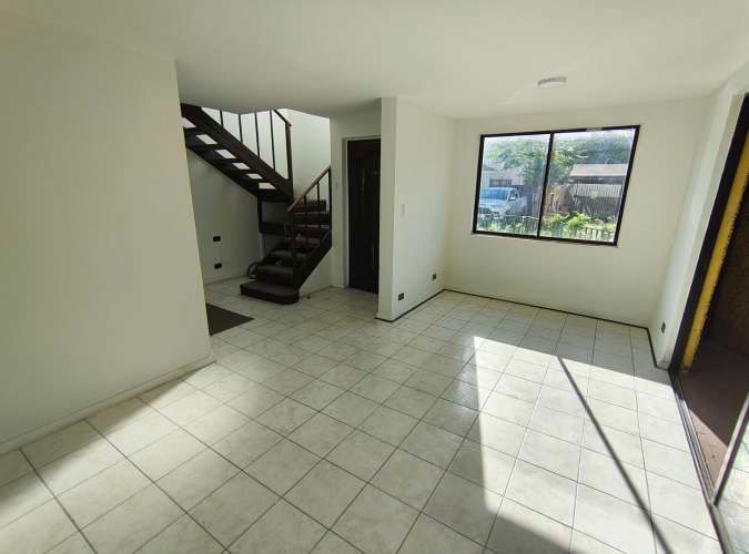 ACOGEDORA CASA EN SAN BERNARDO PEQUEÑO CONDOMINIO