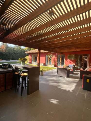 CASA Barrio Las Flores de Piedra Roja