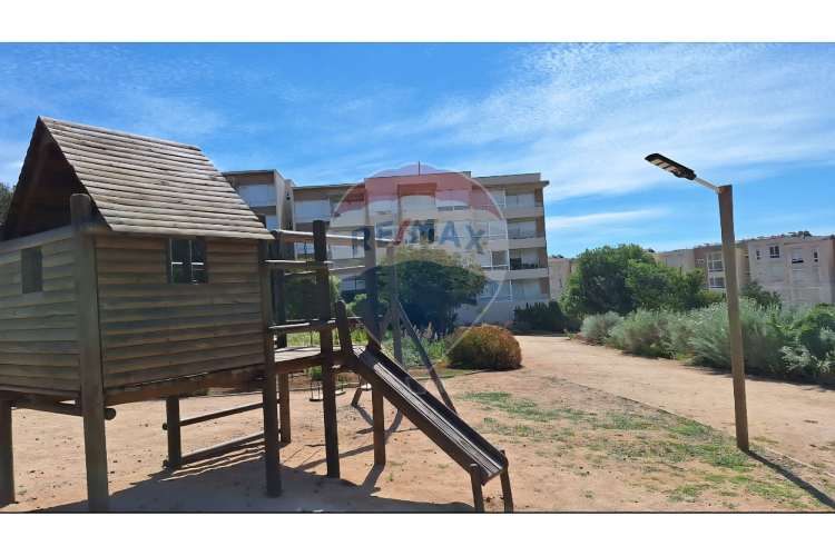 &quot;encantador  depto. 3d-2b con piscina en papudo&quot;