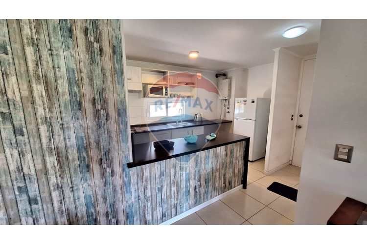 &quot;encantador  depto. 3d-2b con piscina en papudo&quot;