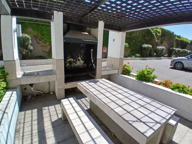 DEPARTAMENTO Cercano a metro San Alberto Hurtado/ HOMESTUDIO Sin estacionamiento