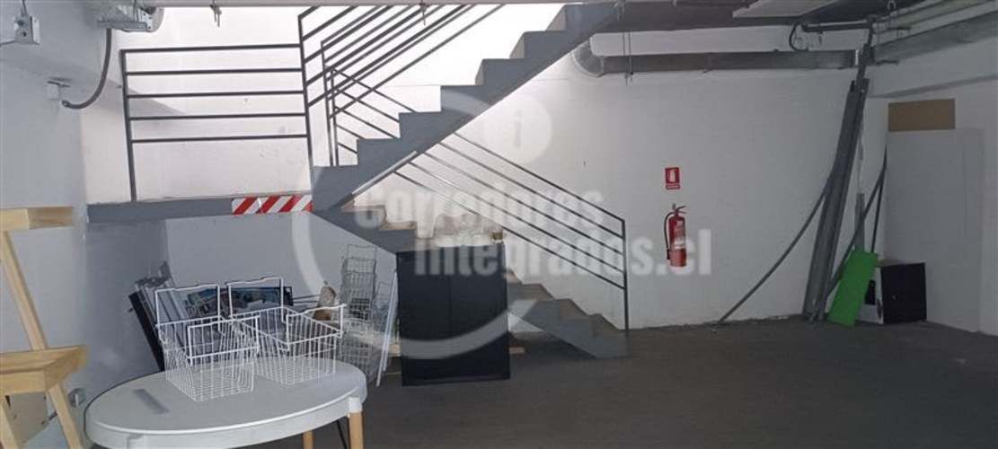 LOCAL COMERCIAL calle La Cabaña