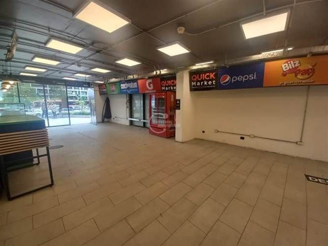 LOCAL COMERCIAL calle La Cabaña