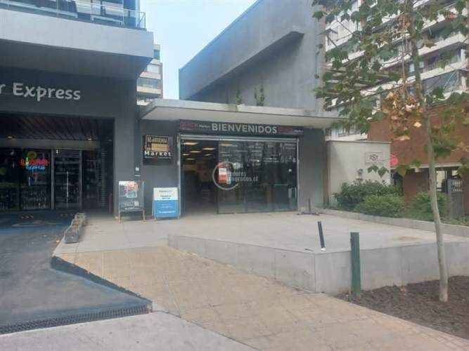 LOCAL COMERCIAL calle La Cabaña