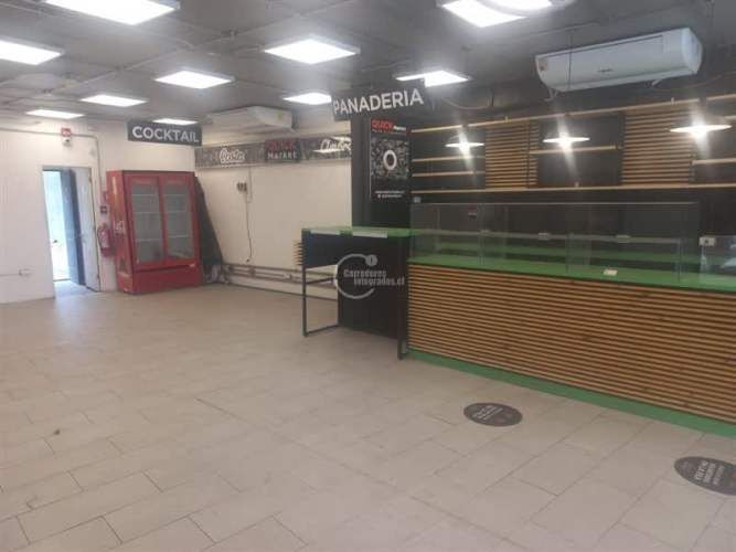 LOCAL COMERCIAL calle La Cabaña