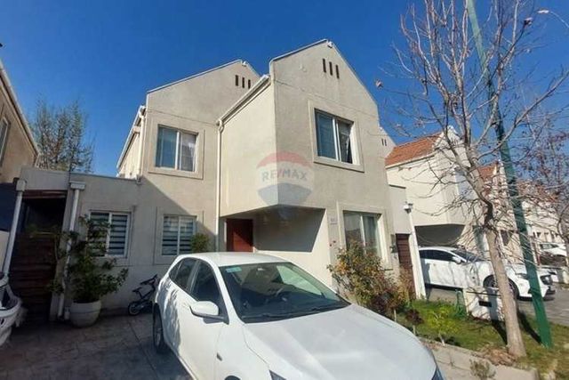 Hermosa casa en condominio seguro