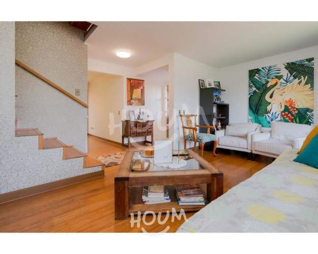 Amplia Casa con Piscina en El Hualle Sur