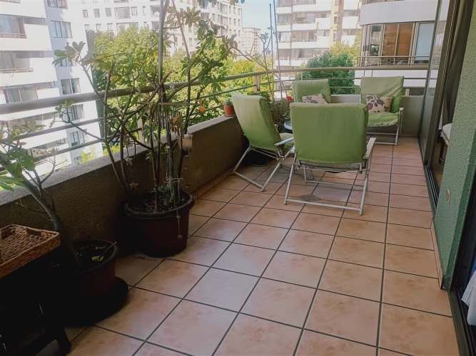 DEPARTAMENTO Departamento de 141 m² totales en pleno barrio El Llano Subercaseaux