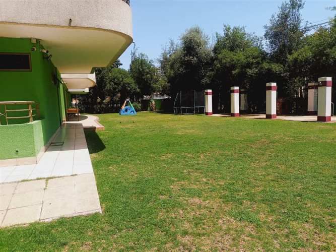 DEPARTAMENTO Departamento de 141 m² totales en pleno barrio El Llano Subercaseaux