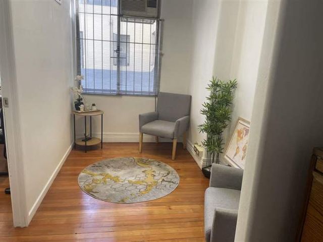 OFICINA Huérfanos 1055