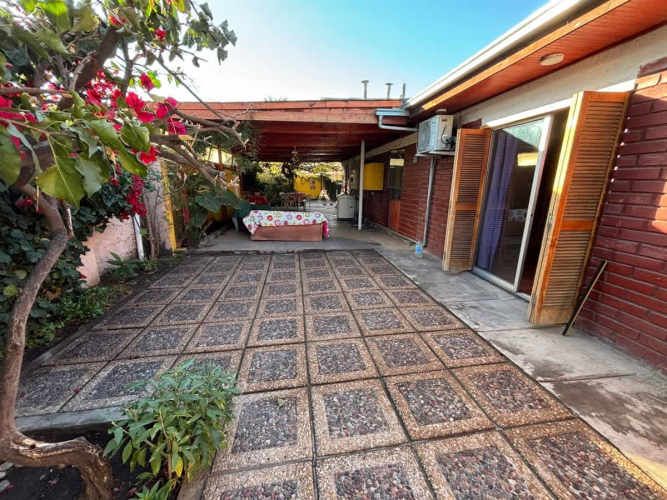 CASA Pasaje Murillo / Santo Domingo