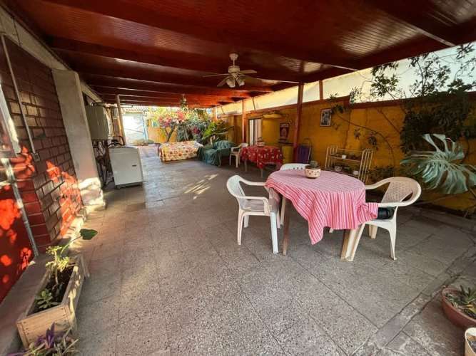 CASA Pasaje Murillo / Santo Domingo