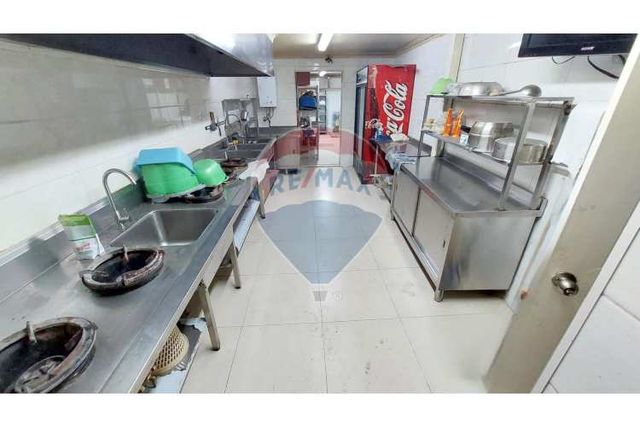 Venta local con patentes de alcohol