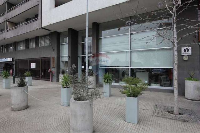 Oportunidad depto 2d/2b a pasos metro ecuador.