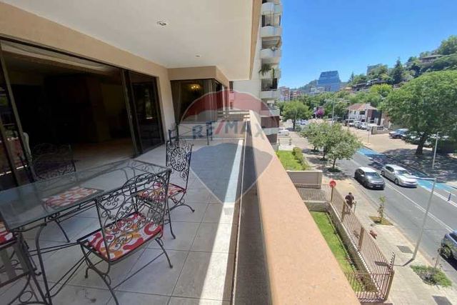 Arriendo departamento con 2 terrazas en el golf