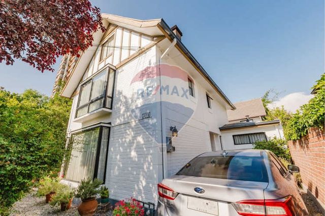 Casa, modernizada sector  cerro el plomo