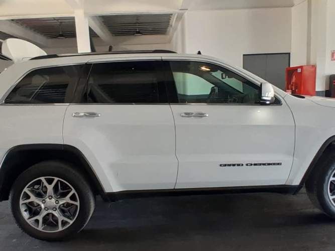 JEEP GRAND CHEROKEE 2022