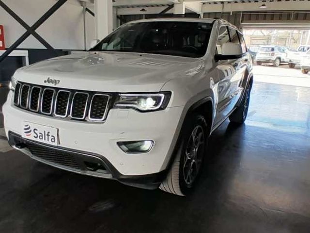 JEEP GRAND CHEROKEE 2022