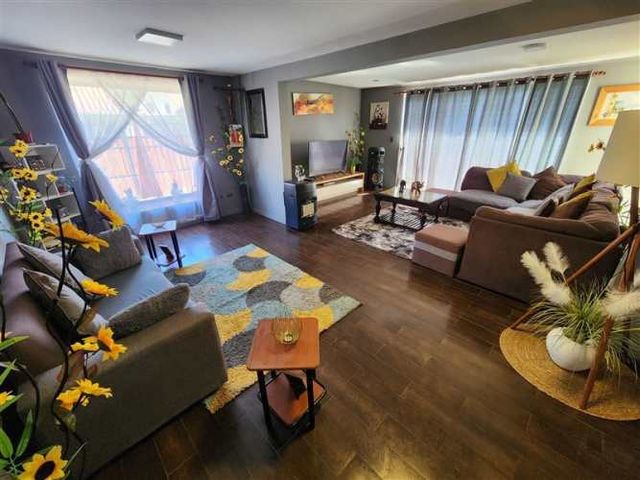 CASA LAS BRISAS 228 TIL TIL