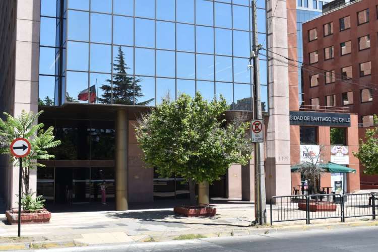 Espaciosa oficina a pasos de Metro Escuela Militar.