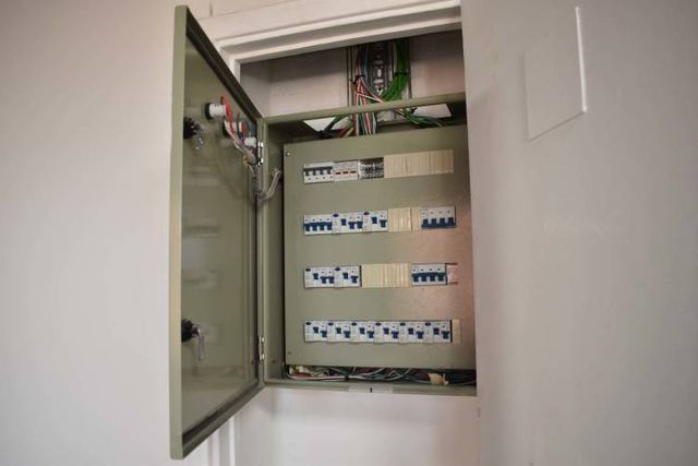 Espaciosa oficina a pasos de Metro Escuela Militar.