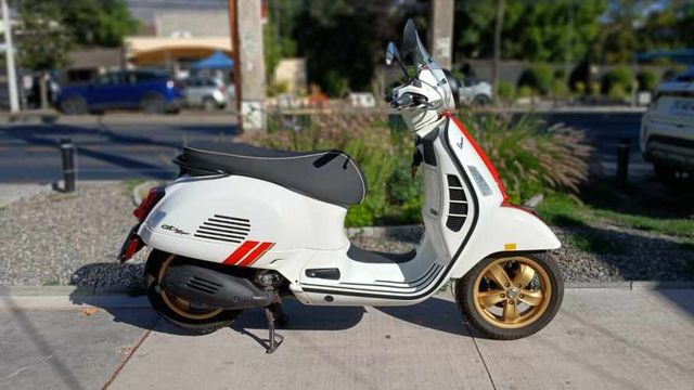 VESPA 300 GTS