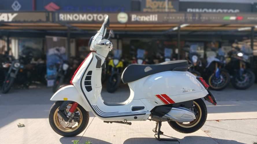 VESPA 300 GTS