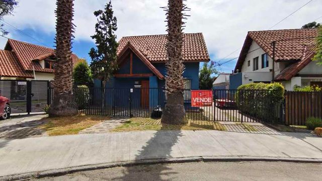 Casa El Olmo Peñalolén 4 Dormitorios