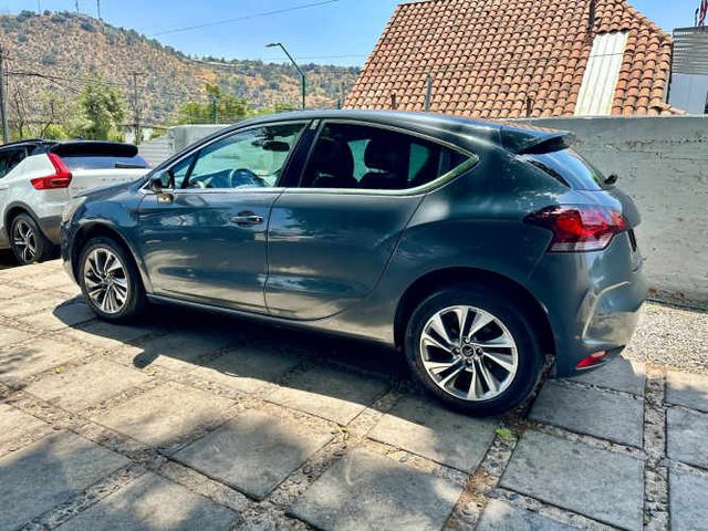 CITROËN DS4 1.6 CLIMATIZADO FULL CUERO AUTO.  2012