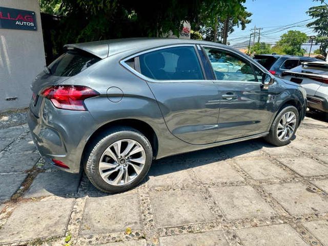 CITROËN DS4 1.6 CLIMATIZADO FULL CUERO AUTO.  2012