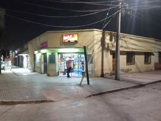 LOCAL COMERCIAL Dávila Larraín 2450