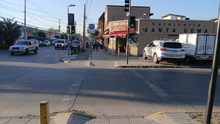 LOCAL COMERCIAL Dávila Larraín 2450