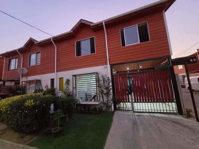 Hermosa y Amplia Casa Condominio Los Naranjos