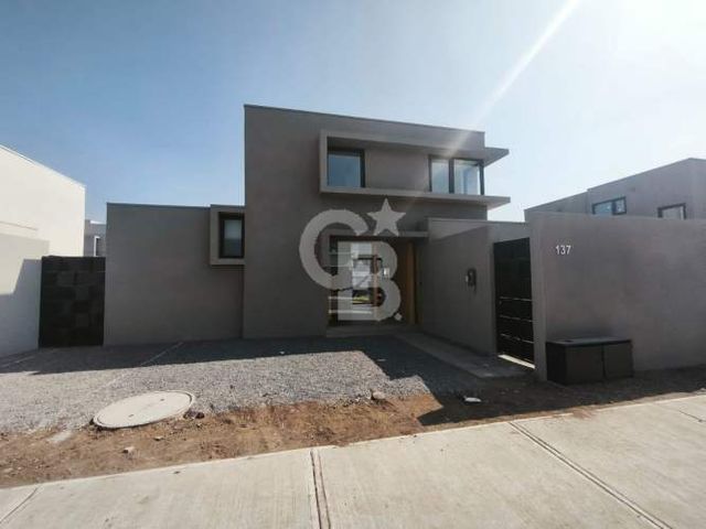 Sin Comisión - Hermosa Casa Familiar