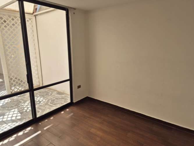 Amplia Casa de 3 pisos Sector Norte Antofagasta conversable