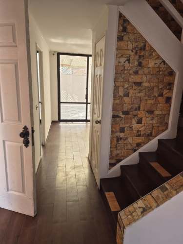 Amplia Casa de 3 pisos Sector Norte Antofagasta conversable