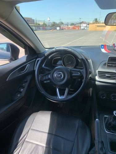 Se vende Mazda 3 Año 2017 - $9.800.00 - Km 130.00
