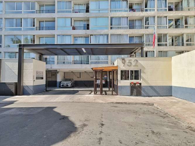 Leonor Cepeda 952 [296-1]