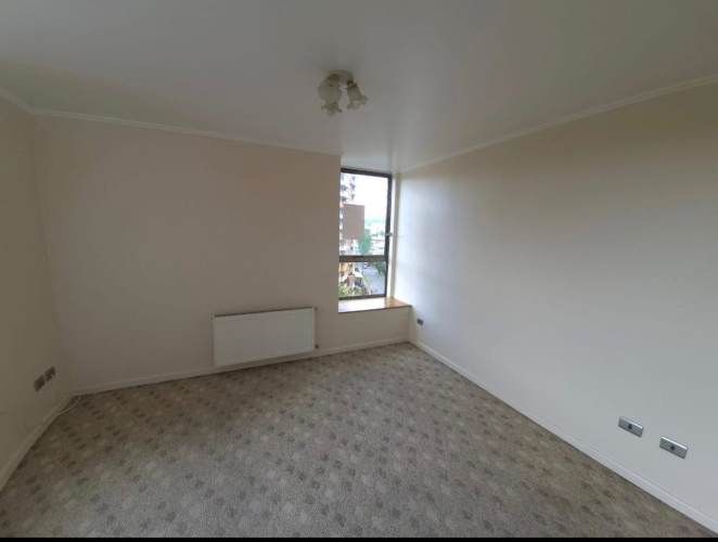 ARRIENDA DEPARTAMENTO – EDIFICIO CALATAYUD