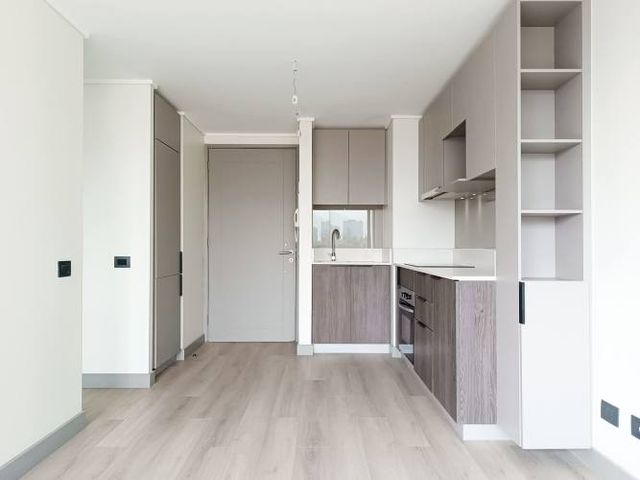 Colón 6435 [2805-3]