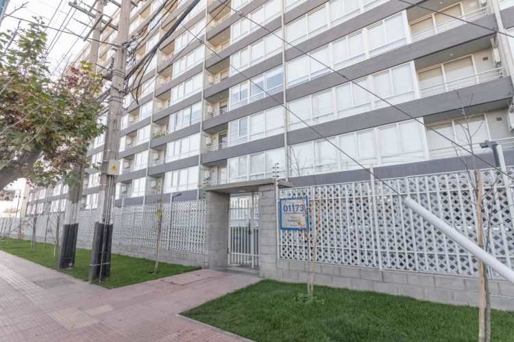 Av. Lo Espejo 01173 [1512-3]