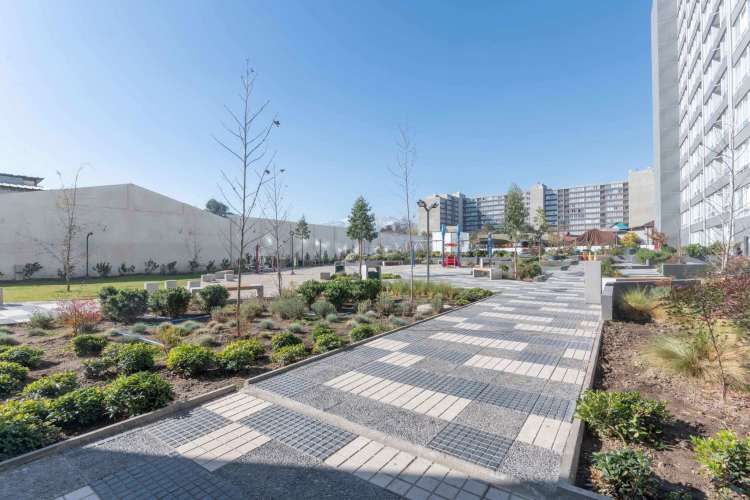 Av. Lo Espejo 01173 [1512-3]