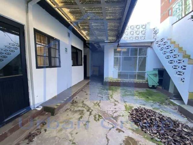 Casa 1 1/2 ORIENTE - MALL MARINA - ZONA COMERCIAL