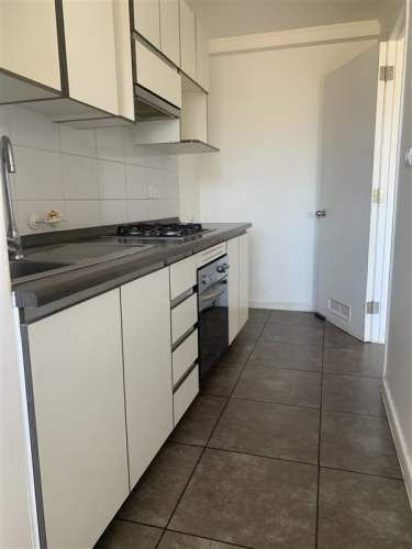 DEPARTAMENTO Av René Schneider 2031