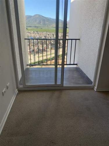 DEPARTAMENTO Av René Schneider 2031