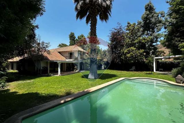 Casa calle tranquila a pasos del santiago college