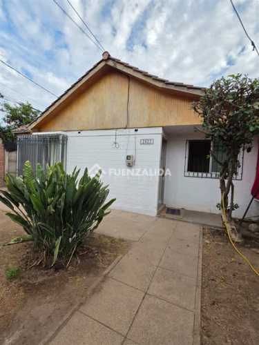 CASA Alfredo silva carvallo / Cuatro poniente