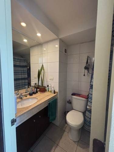 AMPLIO Y LUMINOSO DEPARTAMENTO EN ARRIENDO