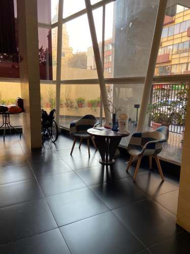 AMPLIO Y LUMINOSO DEPARTAMENTO EN ARRIENDO